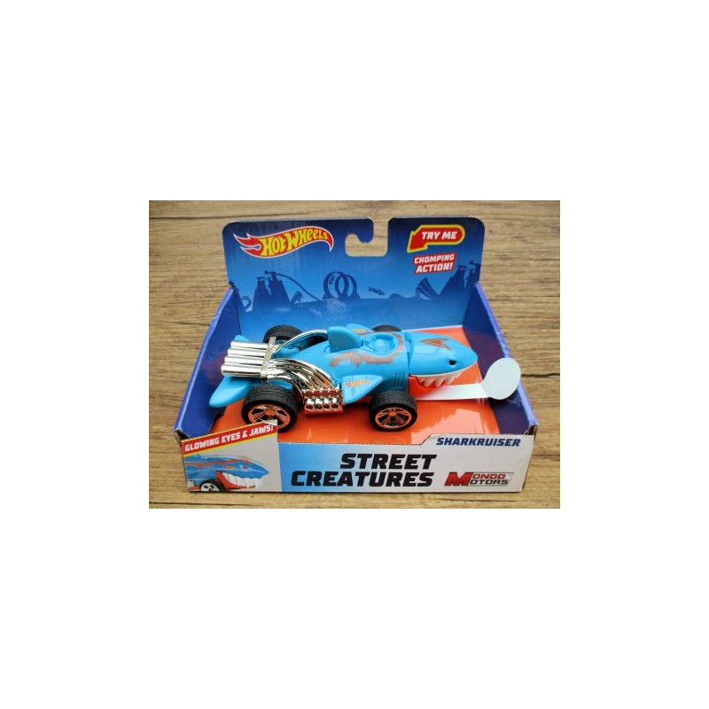 H.W.CREATURE SHARKRUISER