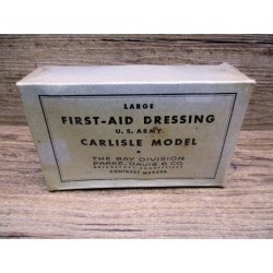 LARGE FIRST AID DRESSING WW2 (M49396)