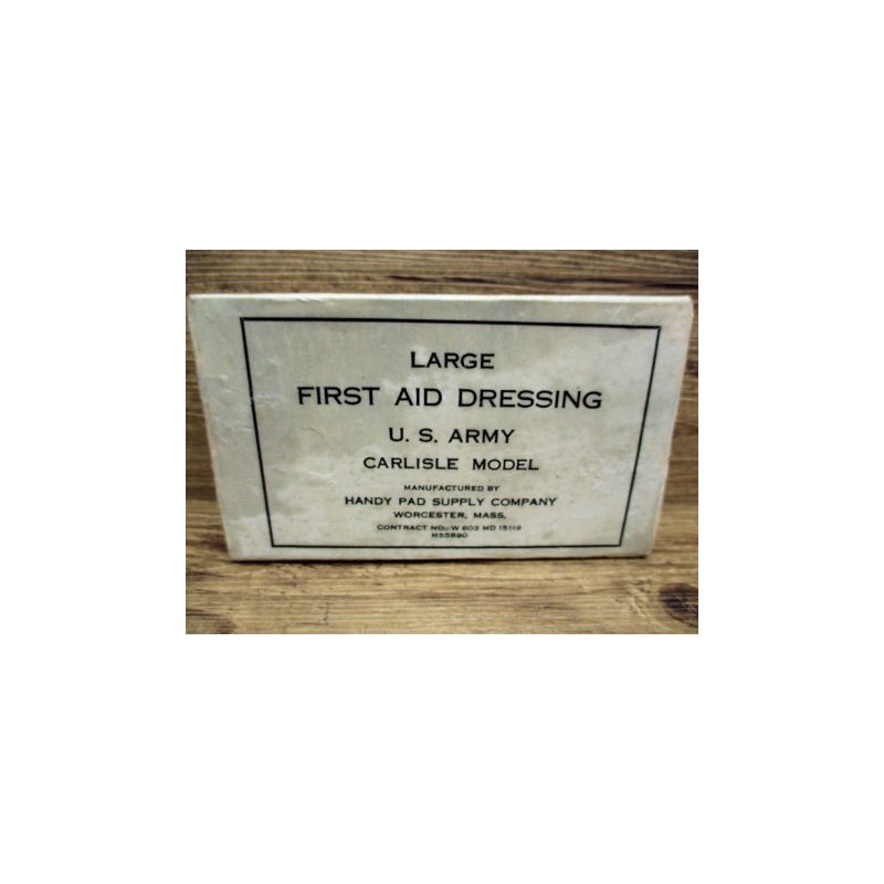 LARGE FIRST AID DRESSING PARAFFINE WW2