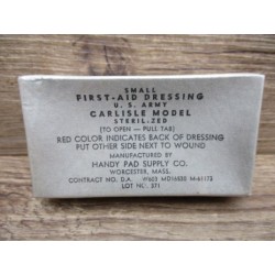 SMALL FIRST AID DRESSING US WW2