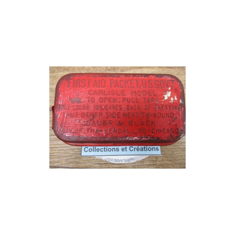 BOITE METALLIQUE FIRST AID RED WW2