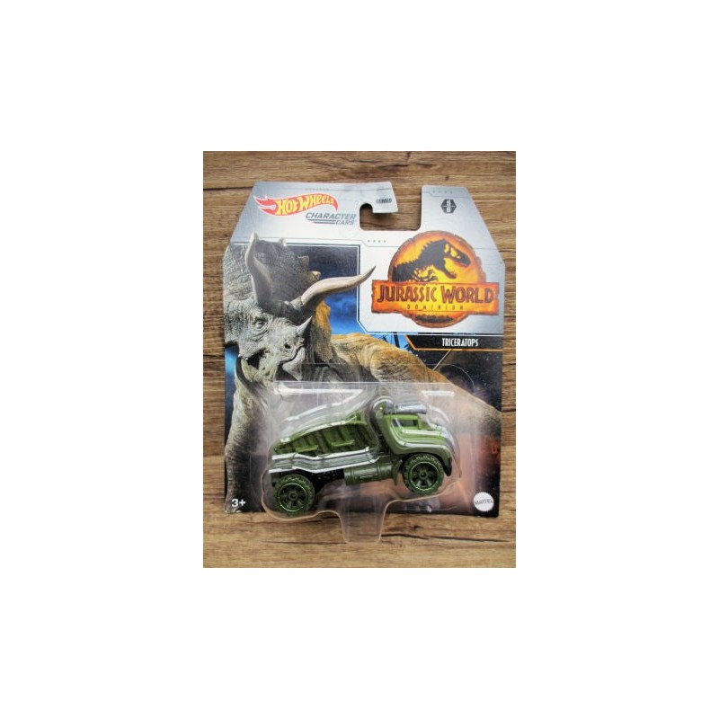 H.W. JURASSIC WORLD TRICERATOPS 5/6