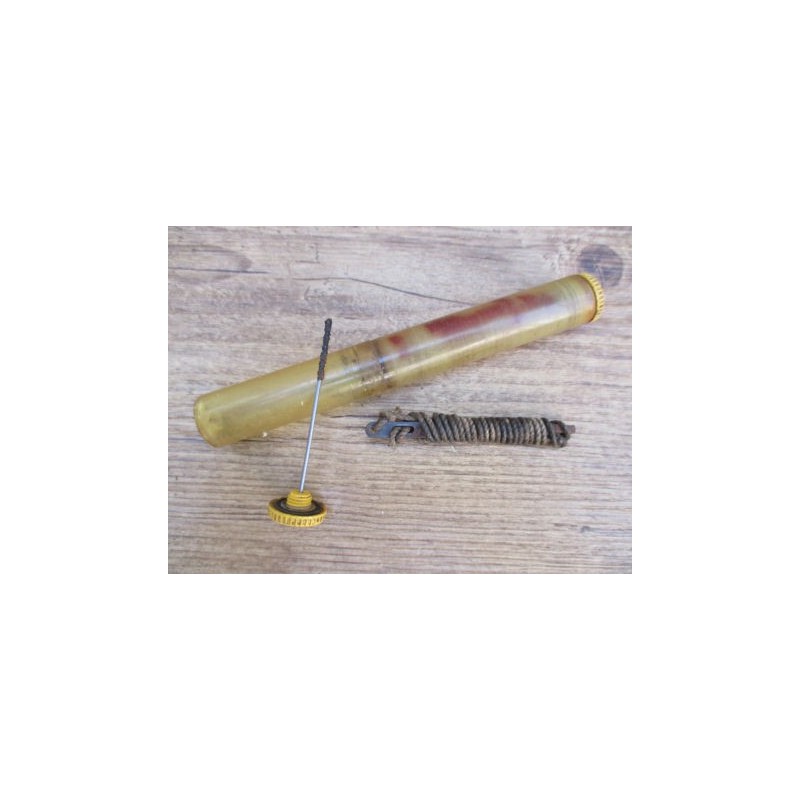 HUILIER PLASTIQUE GARAND 1944