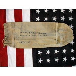 BAG CYLINDER & REGULATOR 1943 AIR FORCES